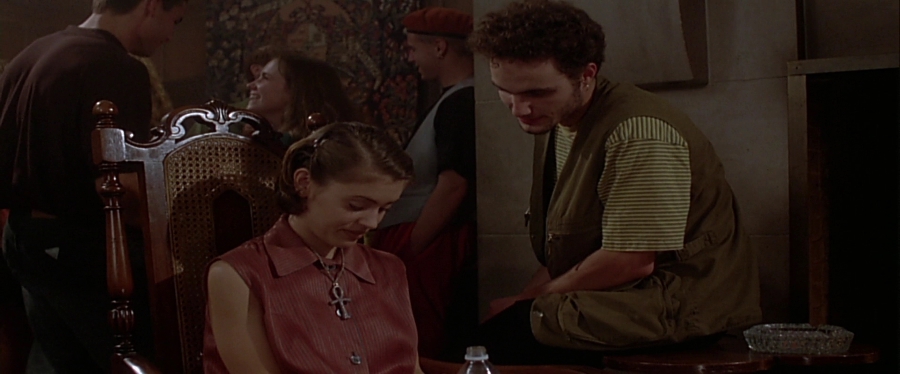 charmed-online-dot-net_EmbraceOfTheVampire1803.jpg