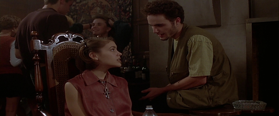 charmed-online-dot-net_EmbraceOfTheVampire1813.jpg