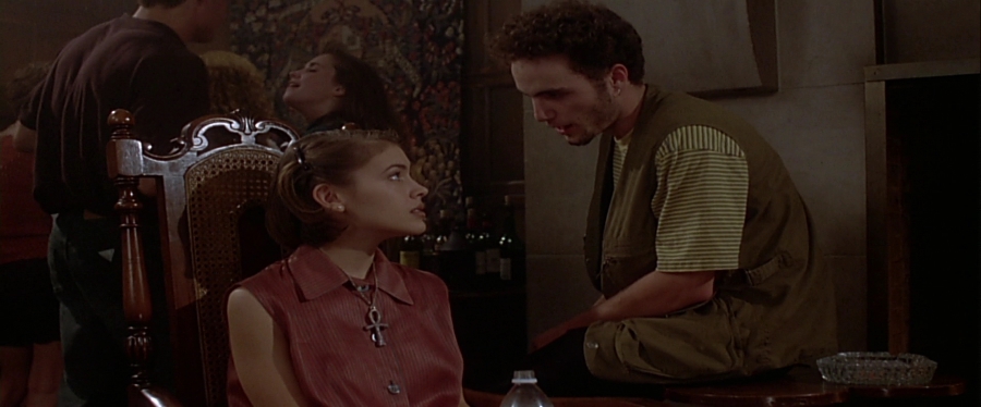 charmed-online-dot-net_EmbraceOfTheVampire1815.jpg