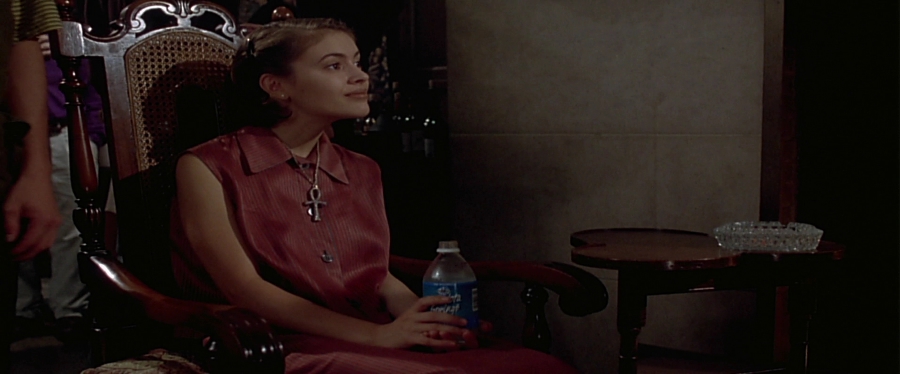 charmed-online-dot-net_EmbraceOfTheVampire1843.jpg