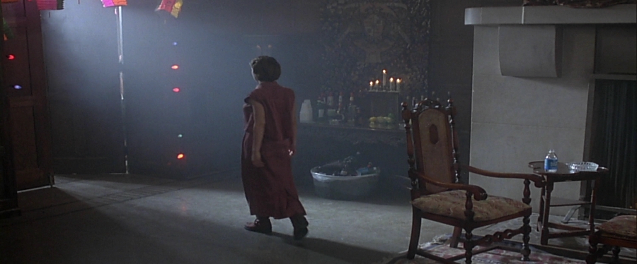 charmed-online-dot-net_EmbraceOfTheVampire1895.jpg