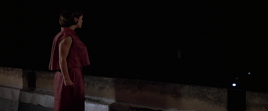 charmed-online-dot-net_EmbraceOfTheVampire1922.jpg