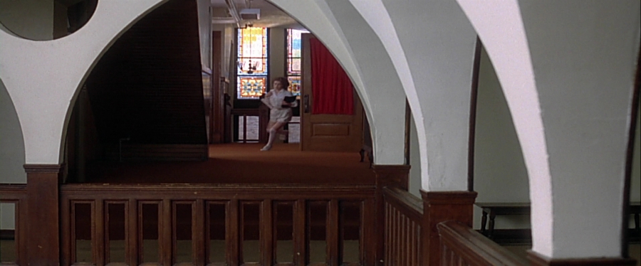 charmed-online-dot-net_EmbraceOfTheVampire3349.jpg