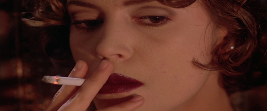 charmed-online-dot-net_EmbraceOfTheVampire3986.jpg
