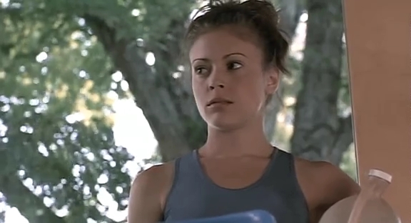 Charmed-Online_dot_nl-HugoPool1437.jpg