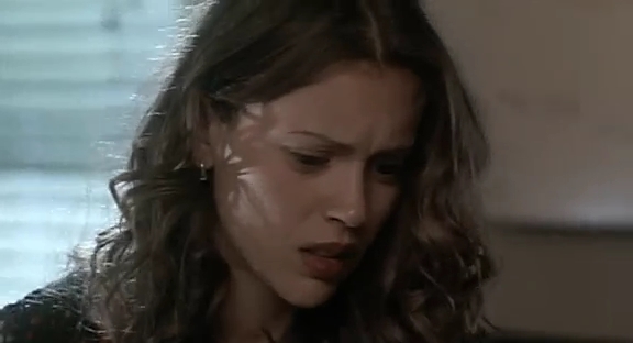 Charmed-Online_dot_nl-HugoPool5035.jpg
