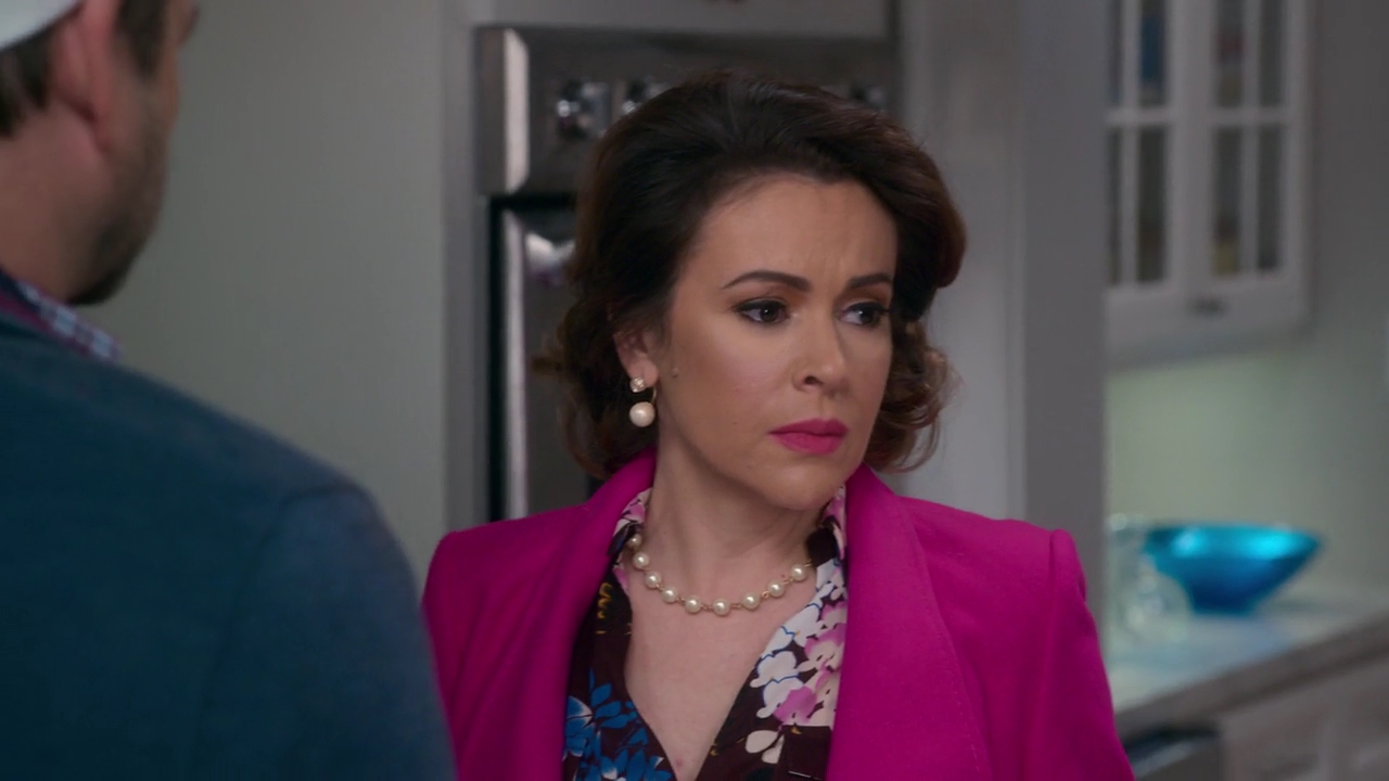 Charmed-Online-dot-NL_Insatiable1x08-0790.jpg