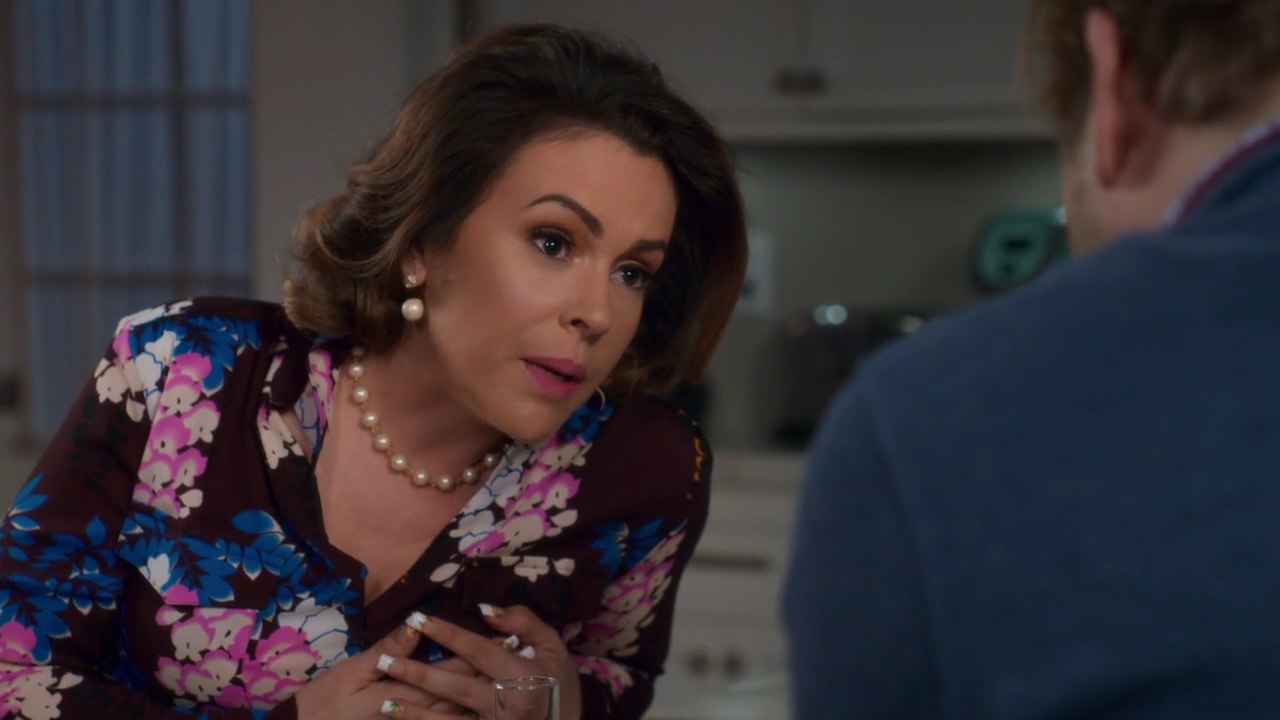 Charmed-Online-dot-NL_Insatiable1x08-1070.jpg