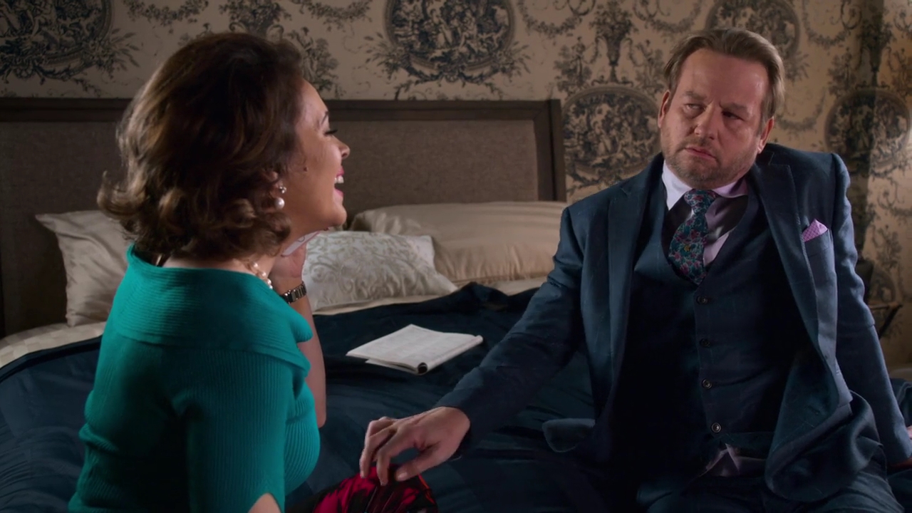 Charmed-Online-dot-NL_Insatiable1x09-0275.jpg
