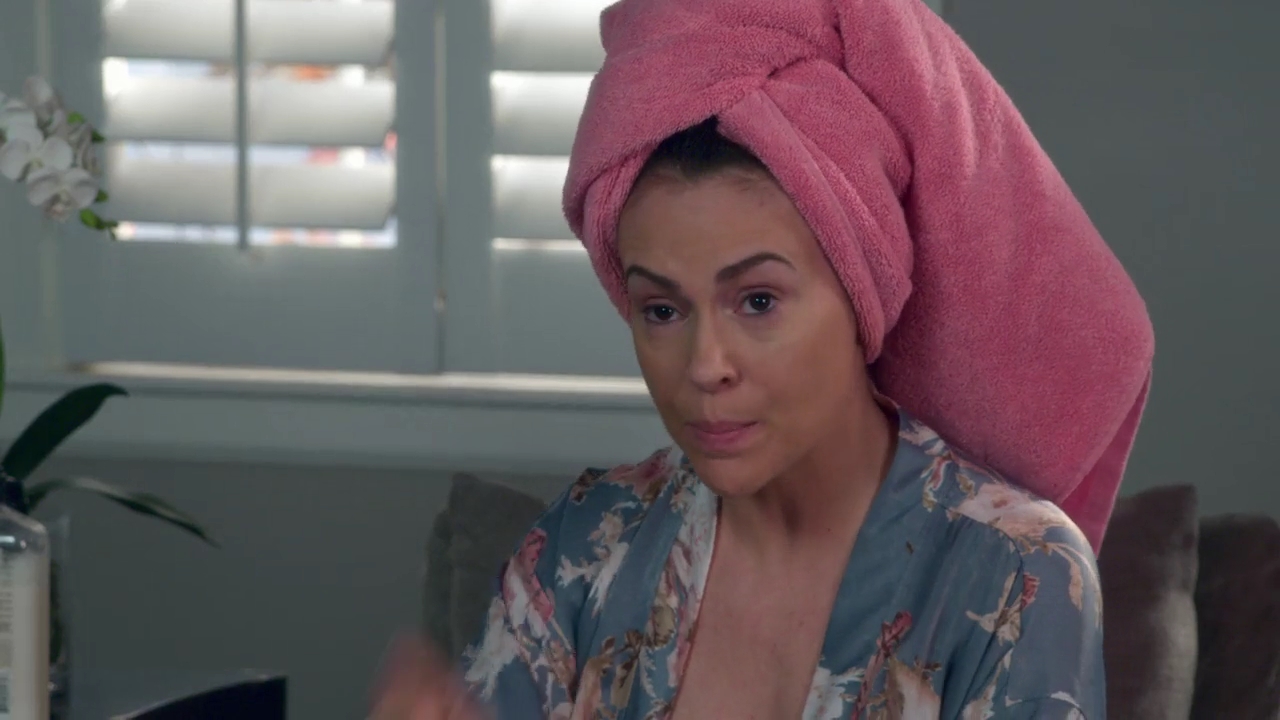 Charmed-Online-dot-NL_Insatiable1x10-0277.jpg