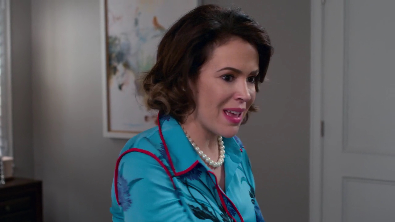 Charmed-Online-dot-NL_Insatiable1x10-1302.jpg