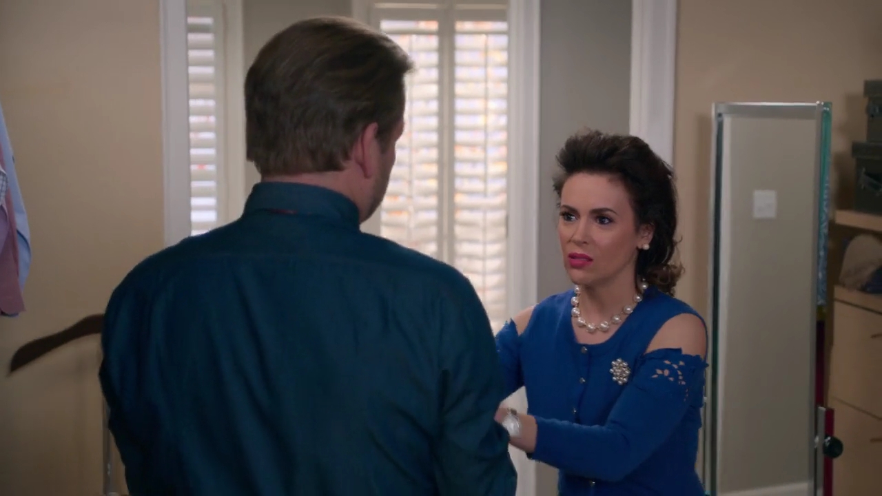Charmed-Online-dot-NL_Insatiable1x10-1882.jpg