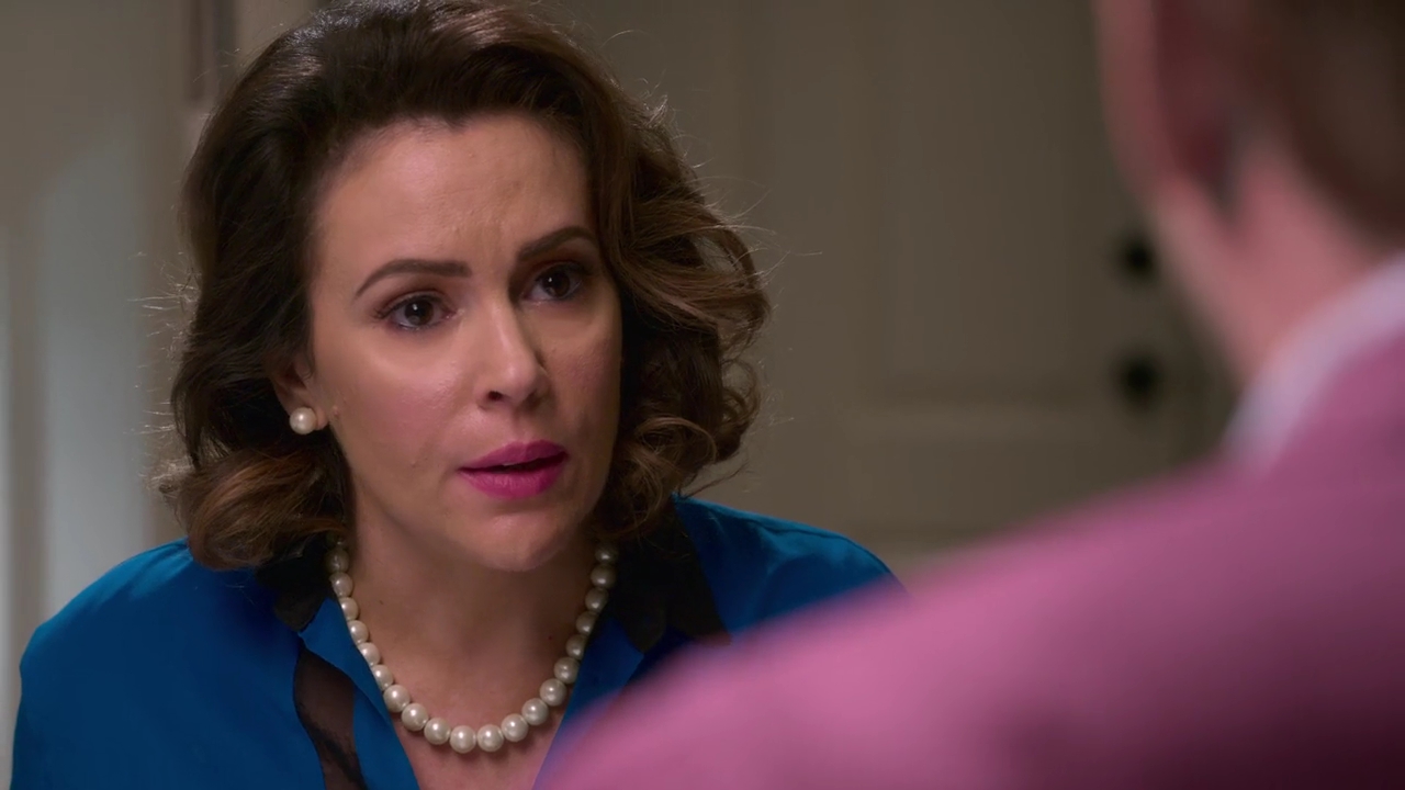 Charmed-Online-dot-NL_Insatiable1x11-0672.jpg