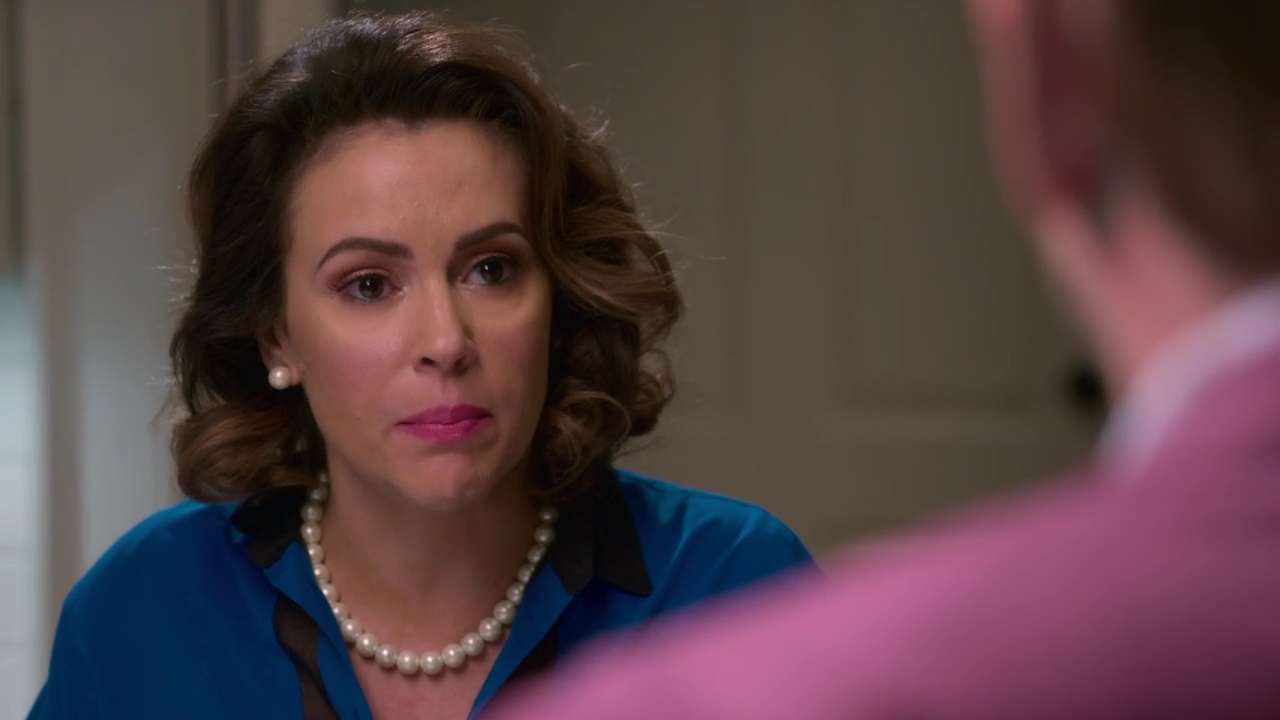 Charmed-Online-dot-NL_Insatiable1x11-0685.jpg