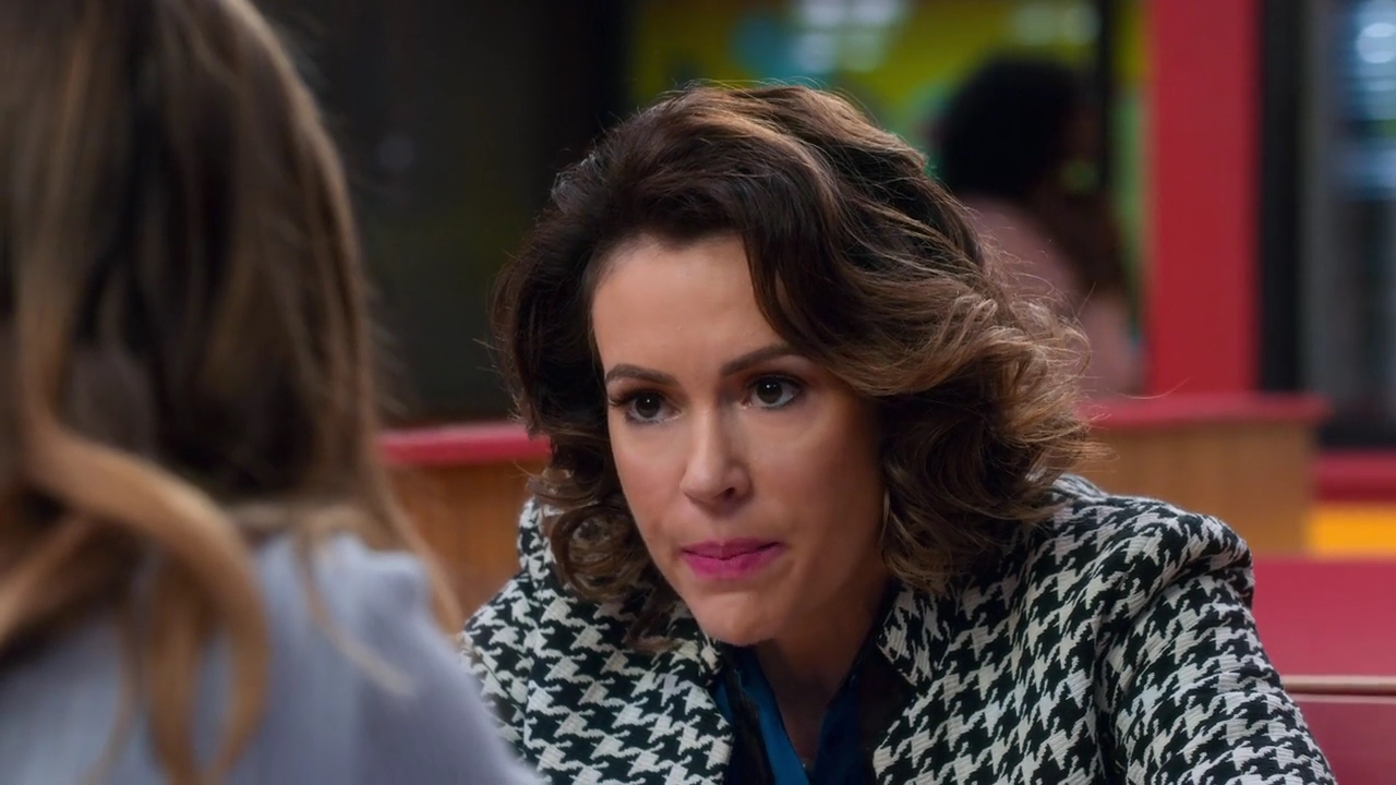 Charmed-Online-dot-NL_Insatiable1x11-1177.jpg