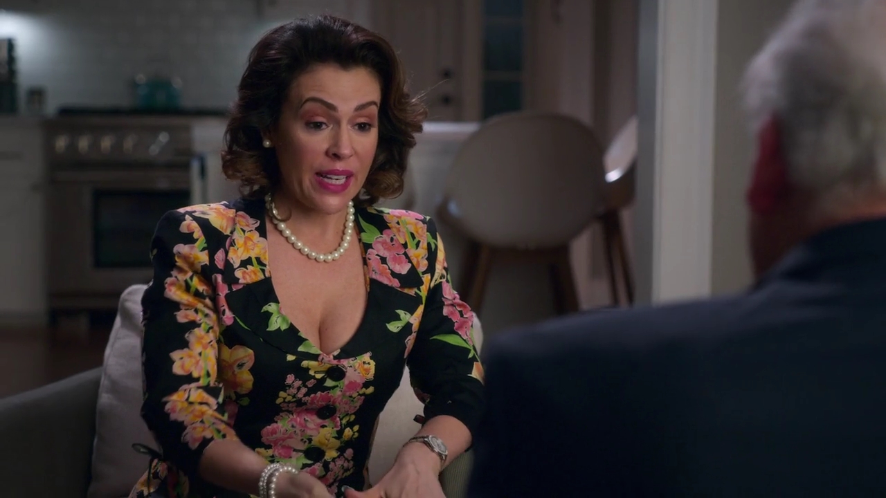 Charmed-Online-dot-NL_Insatiable1x11-2649.jpg