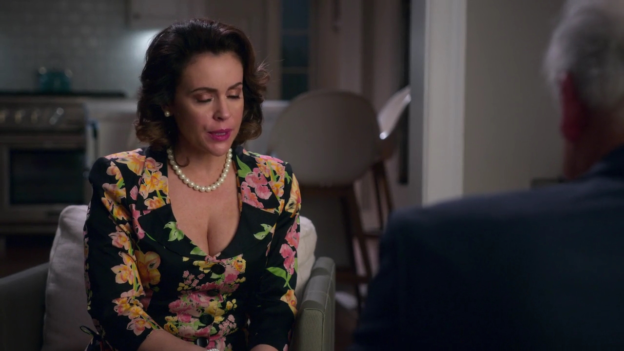 Charmed-Online-dot-NL_Insatiable1x11-2669.jpg