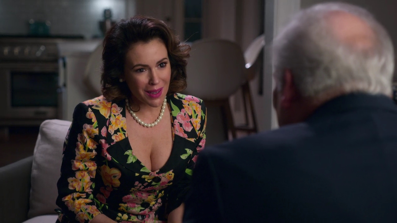 Charmed-Online-dot-NL_Insatiable1x11-2839.jpg