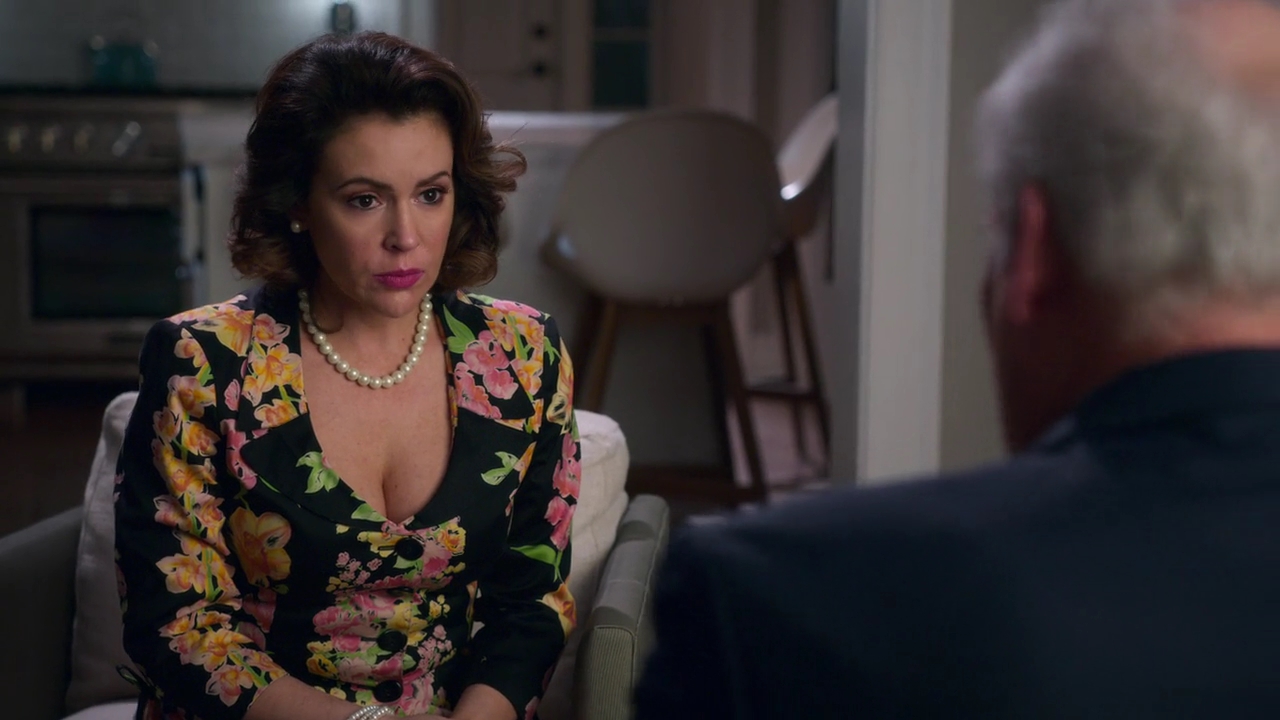 Charmed-Online-dot-NL_Insatiable1x11-2861.jpg