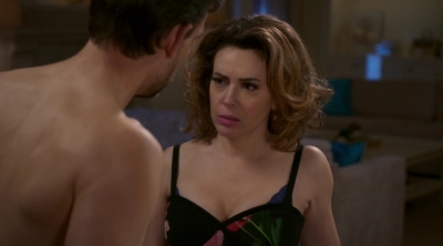 Charmed-Online-dot-nl_Insatiable2x01-00332.jpg