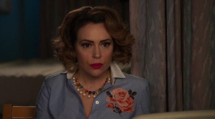 Charmed-Online-dot-nl_Insatiable2x02-00270.jpg