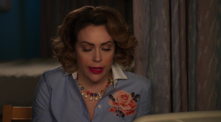 Charmed-Online-dot-nl_Insatiable2x02-00299.jpg
