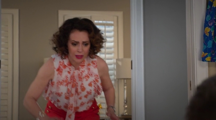 Charmed-Online-dot-nl_Insatiable2x08-00416.jpg