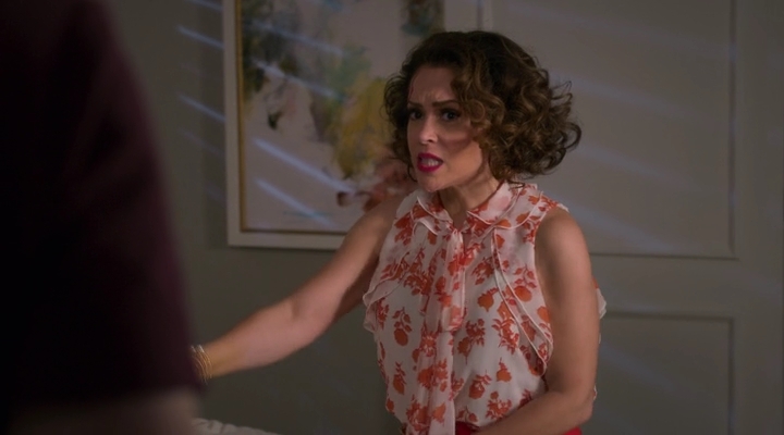 Charmed-Online-dot-nl_Insatiable2x08-00575.jpg