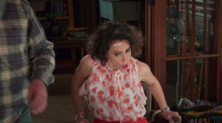 Charmed-Online-dot-nl_Insatiable2x09-00472.jpg