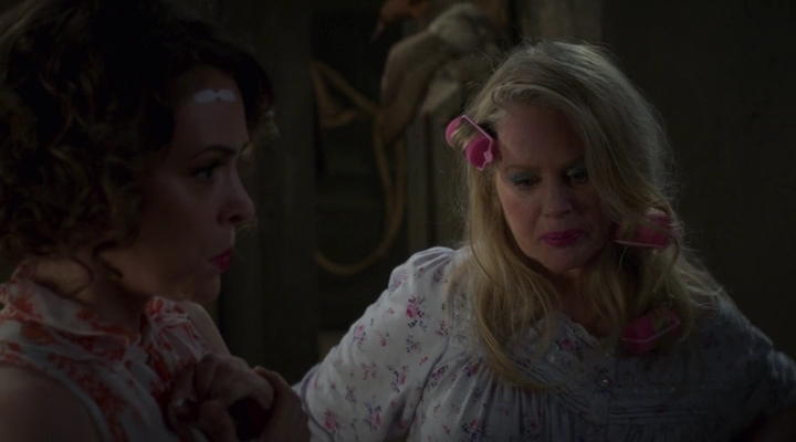 Charmed-Online-dot-nl_Insatiable2x09-00770.jpg