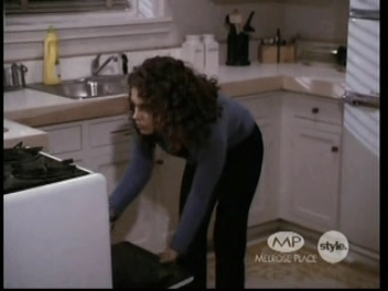Charmed-Online-dot-net_MelrosePlace6x17-0351.jpg