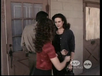 Charmed-Online-dot-net_MelrosePlace6x19-0629.jpg