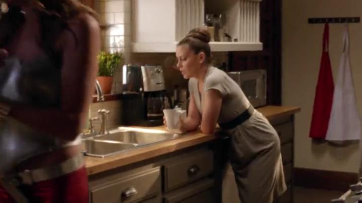 Charmed-Online-dot-net_Mistresses1x02TheMorningAfter0081.jpg