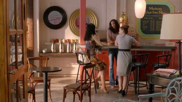 Charmed-Online-dot-net_Mistresses1x02TheMorningAfter0262.jpg