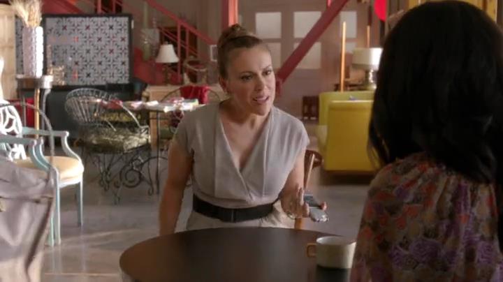 Charmed-Online-dot-net_Mistresses1x02TheMorningAfter0283.jpg