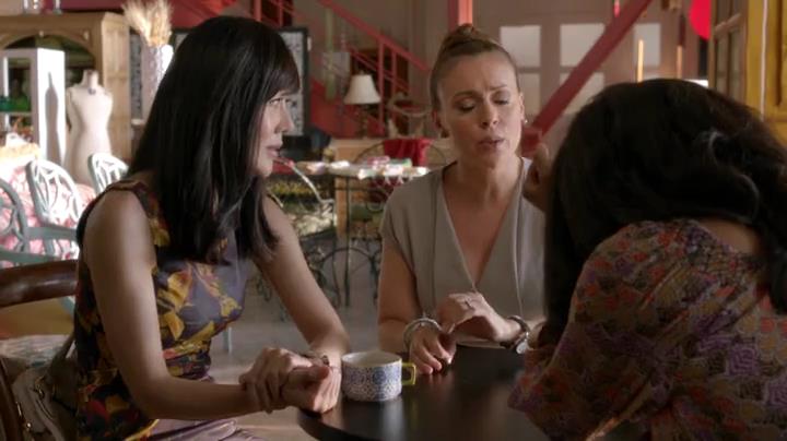 Charmed-Online-dot-net_Mistresses1x02TheMorningAfter0320.jpg