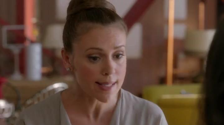 Charmed-Online-dot-net_Mistresses1x02TheMorningAfter0341.jpg