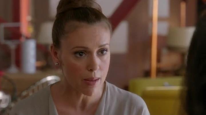 Charmed-Online-dot-net_Mistresses1x02TheMorningAfter0342.jpg