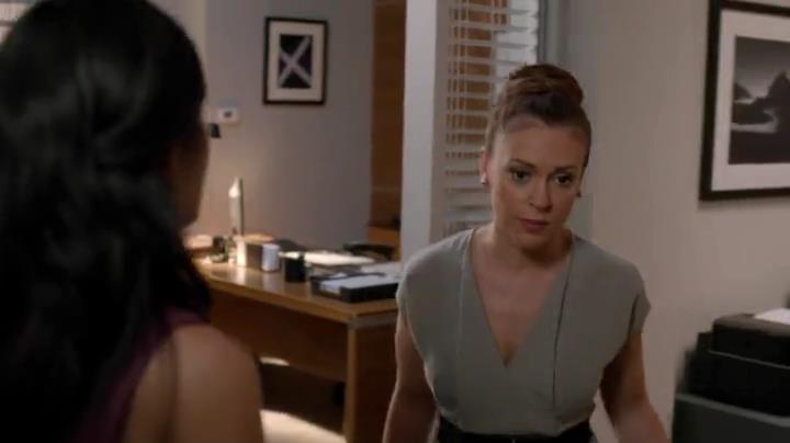 Charmed-Online-dot-net_Mistresses1x02TheMorningAfter0631.jpg