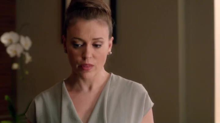Charmed-Online-dot-net_Mistresses1x02TheMorningAfter0891.jpg