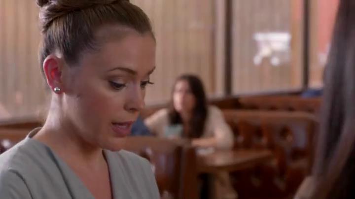 Charmed-Online-dot-net_Mistresses1x02TheMorningAfter0997.jpg