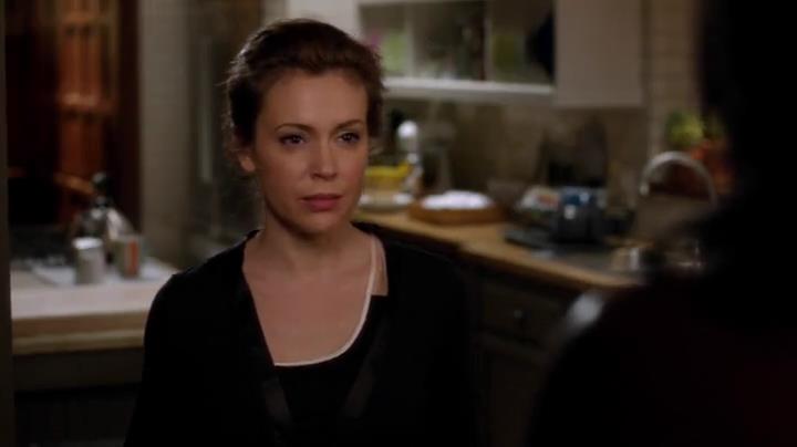 Charmed-Online-dot-net_Mistresses1x03BreakingAndEntering2208.jpg