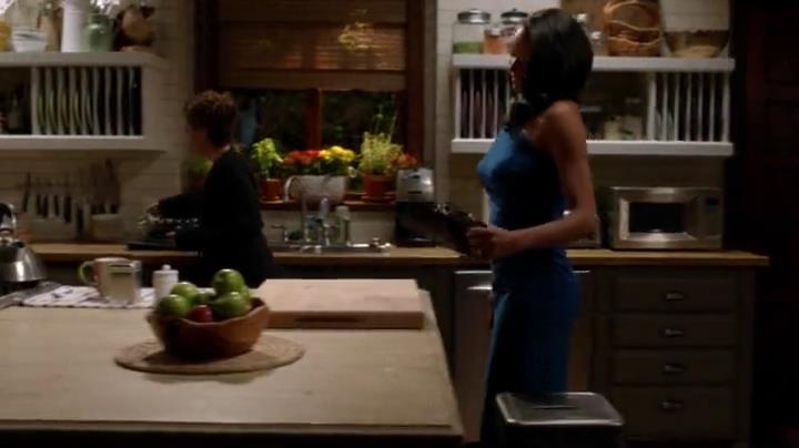 Charmed-Online-dot-net_Mistresses1x03BreakingAndEntering2255.jpg