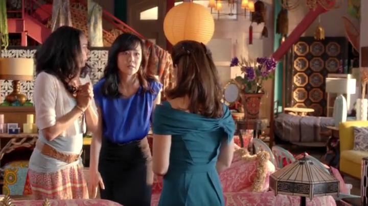 Charmed-Online-dot-net_Mistresses1x04AKissIsJustaKiss0163.jpg