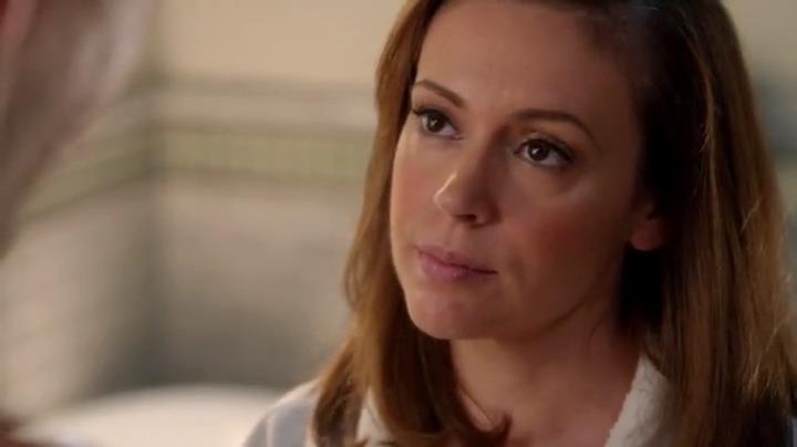 Charmed-Online-dot-net_Mistresses1x04AKissIsJustaKiss2312.jpg