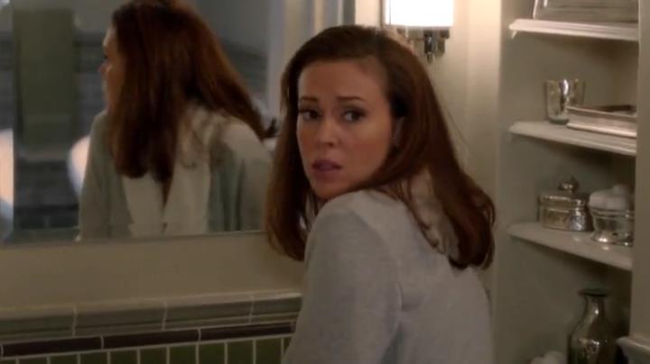 Charmed-Online-dot-net_Mistresses1x04AKissIsJustaKiss2366.jpg