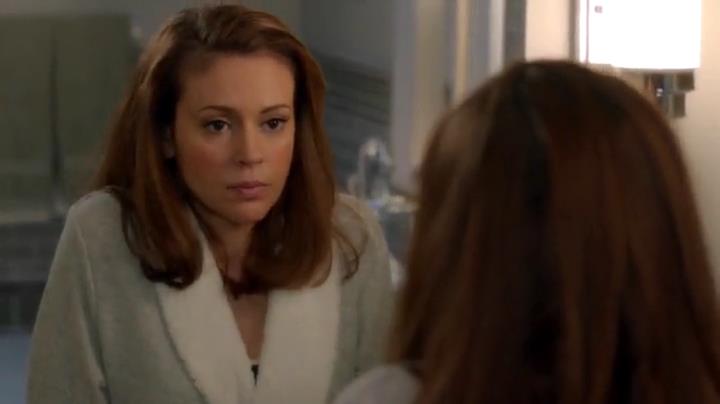 Charmed-Online-dot-net_Mistresses1x04AKissIsJustaKiss2390.jpg