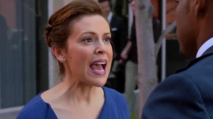 Charmed-Online-dot-net_Mistresses1x05_DecisionsDecisions1319.jpg