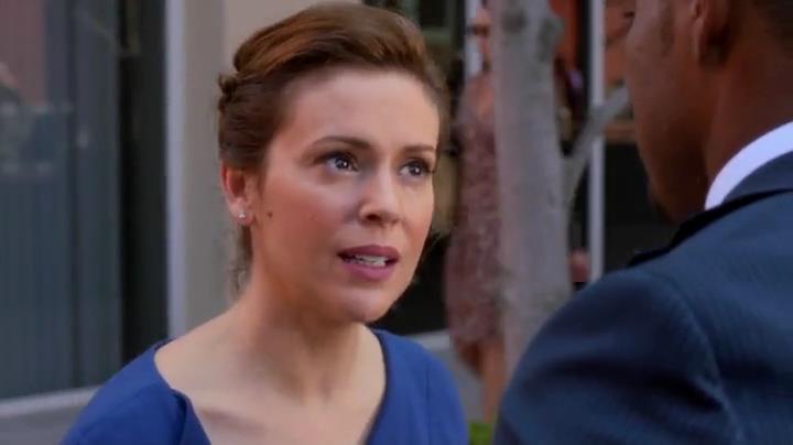 Charmed-Online-dot-net_Mistresses1x05_DecisionsDecisions1322.jpg