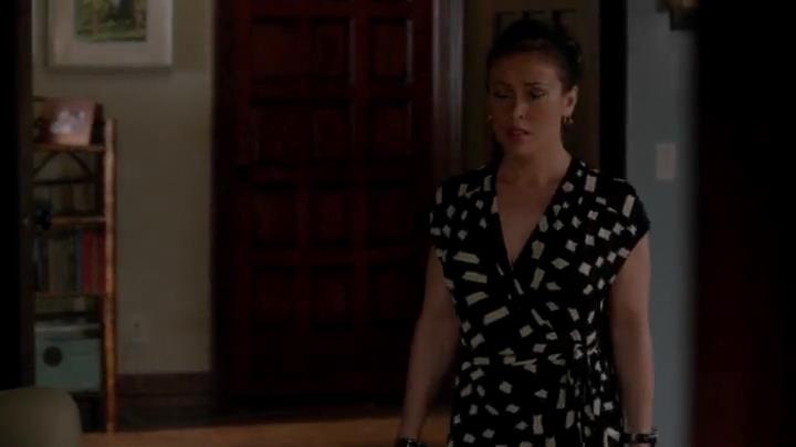 Charmed-Online-dot-net_Mistresses1x05_DecisionsDecisions2395.jpg